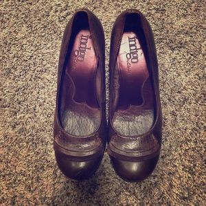 Women’s Indigo by Clark’s brown leather heels.